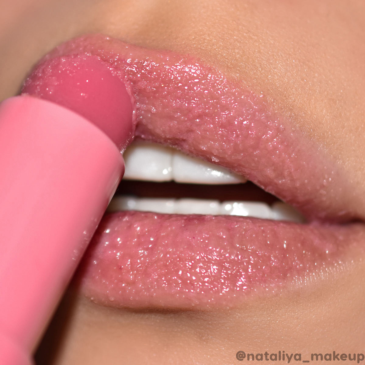 Strawberry Kisses Lip Care Set | Fourth Ray Beauty